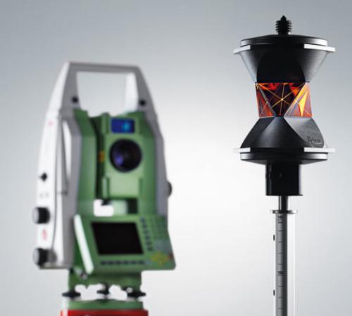 دقت دوربین نقشه برداری