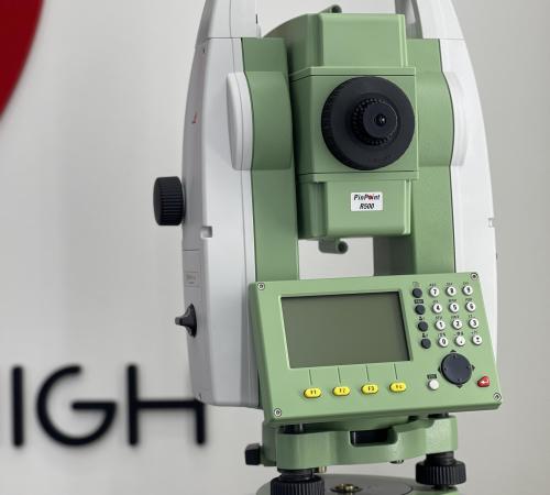  توتال استیشن TS06