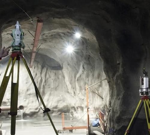 توتال استیشن در پروژه‌های تونل‌سازی